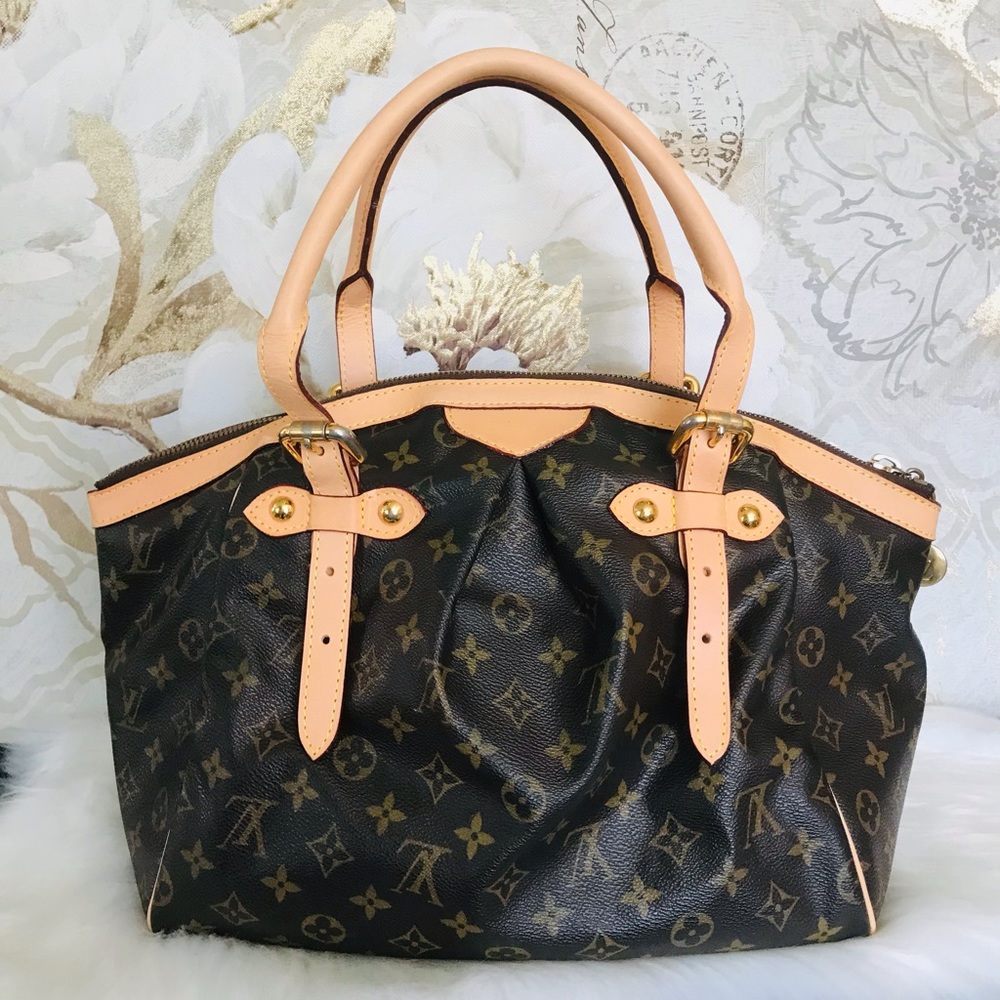 New Cowhide!❤️Auth Louis Vuitton Tivoli GM HandBag